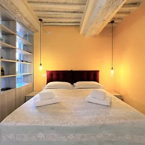 Appartamento Casa Dany-at The Beginning Of The Main Street, Siena